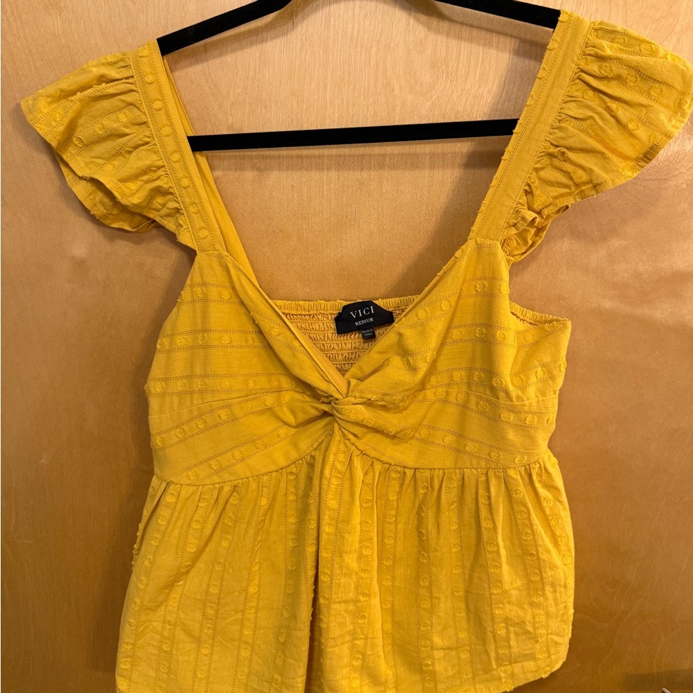 Vici Golden Yellow Twist Front Blouse Size Medium